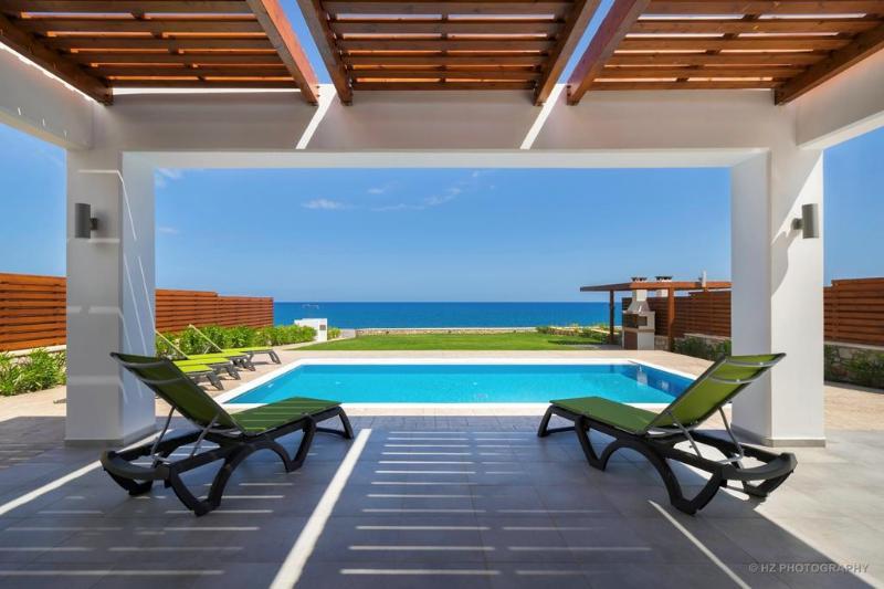 Antonoglou Beach Villas - Lahania Екстериор снимка